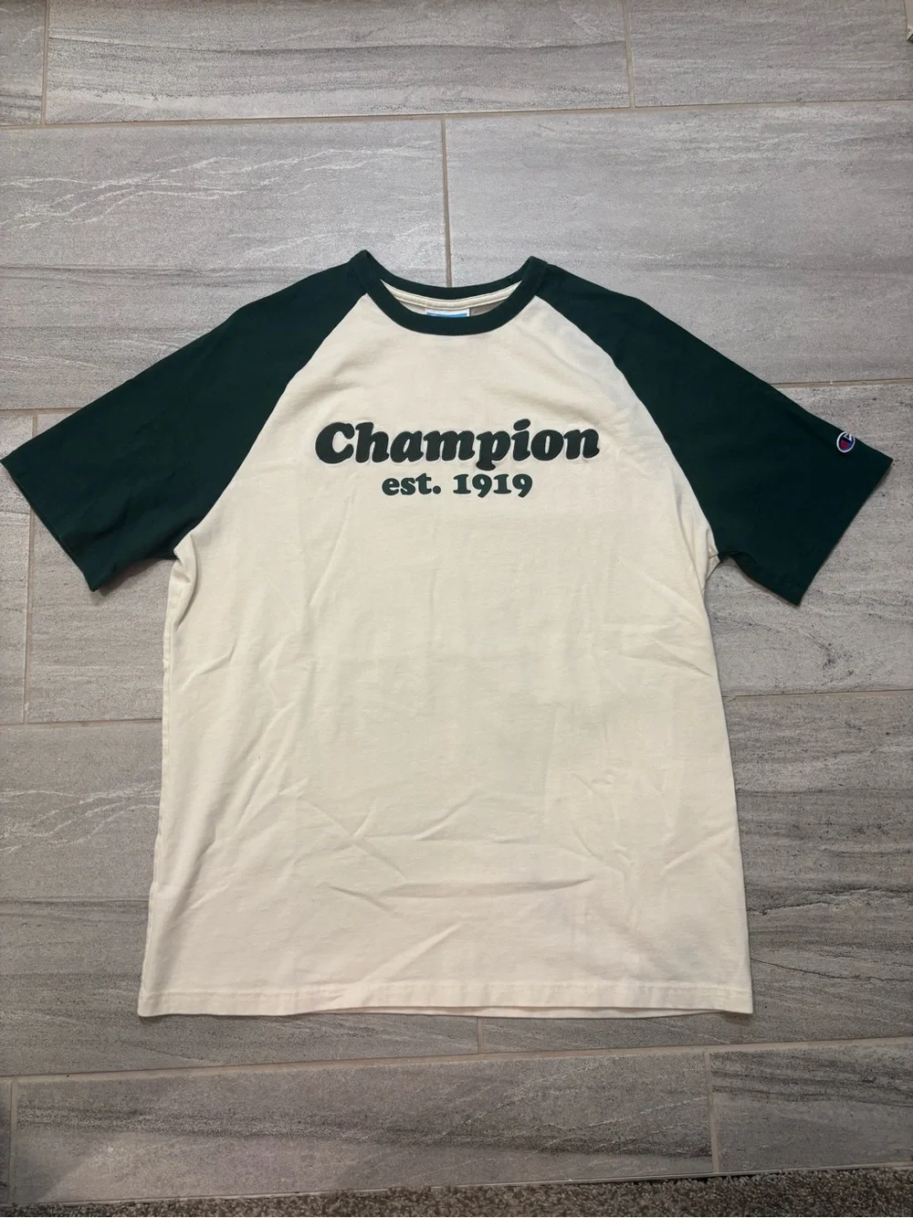 Champion Raglan T-Shirt - Picture 2 of 6